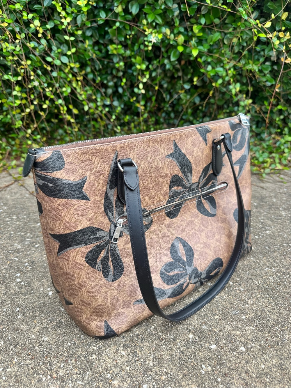 Coach Brown Signature Bow Print Tote with Matching Wallet - Picture 3 of 5